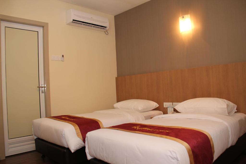 Baguss City Hotel Johor Bahru Phòng bức ảnh