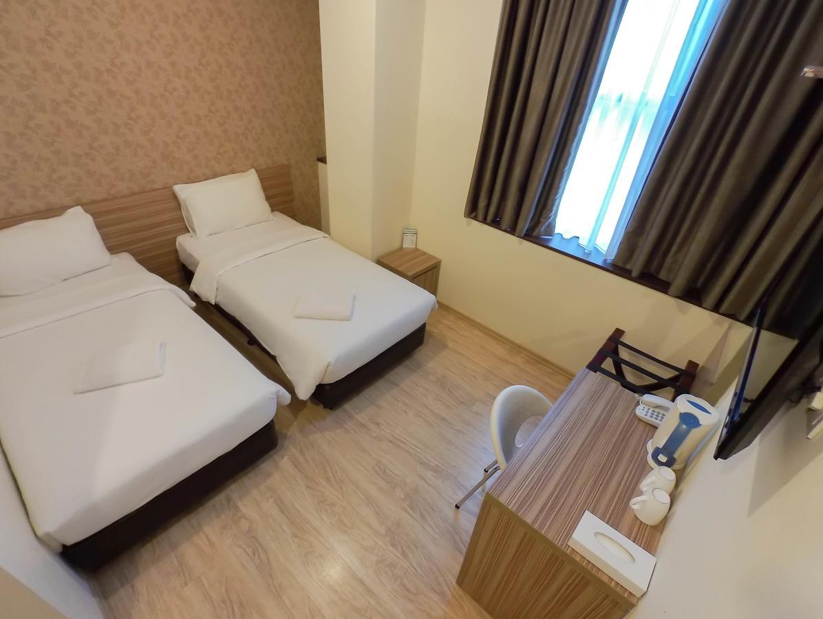 Baguss City Hotel Johor Bahru Ngoại thất bức ảnh